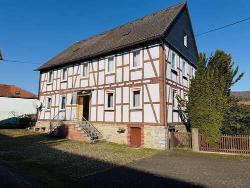 Foto - Haus zum Kaufen in Lahntal 286.000,00 € 188 m²