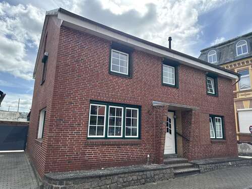 Foto - Haus zum Mieten in Burg (Dithmarschen) 825,00 € 121 m²