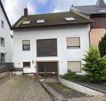 Haus zum Kaufen in Bous 399.000,00 € 218 m²