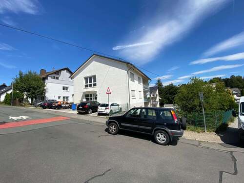 Foto - Haus zum Kaufen in Taunusstein 780.000,00 € 366 m²