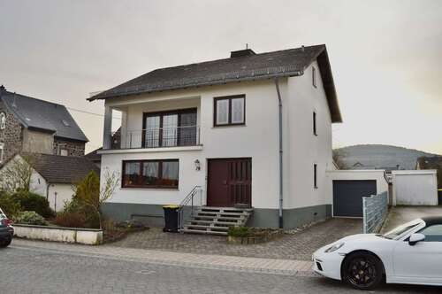 Foto - Haus zum Kaufen in Nickenich 349.000,00 € 144 m²