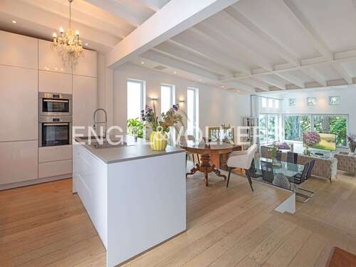 Foto - Haus zum Kaufen in Bad Soden am Taunus 1.150.000,00 € 214 m²