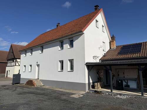 Foto - Haus zum Kaufen in Hebenshausen 398.000,00 € 185 m²