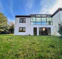 Haus zum Kaufen in Bochum 450.000,00 € 252.43 m²