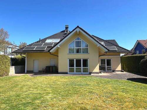 Foto - Haus zum Kaufen in Montabaur 799.000,00 € 200 m²
