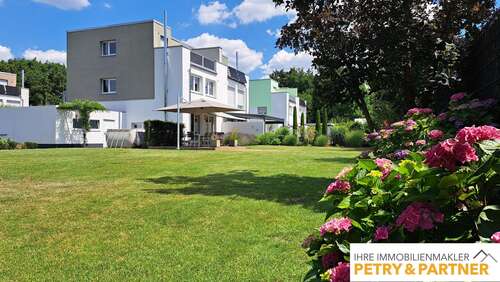 Foto - Haus zum Kaufen in Nauheim 895.000,00 € 151 m²