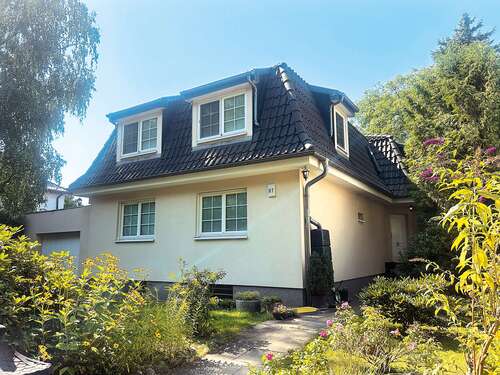 Foto - Haus zum Kaufen in Hermsdorf 825.000,00 € 182 m²