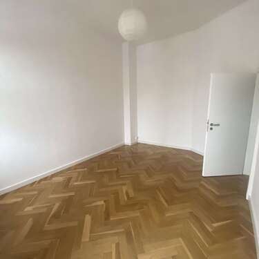 Foto - Wohnung zum Mieten in Magdeburg 340,00 € 40 m²