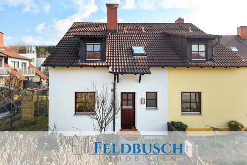 Foto - Haus zum Mieten in Neumarkt 1.340,00 € 139.72 m²