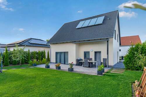 Foto - Haus zum Kaufen in Leegebruch 475.000,00 € 128.2 m²