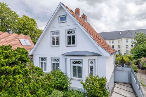 Foto - Haus zum Kaufen in Eutin 598.000,00 € 165.9 m²
