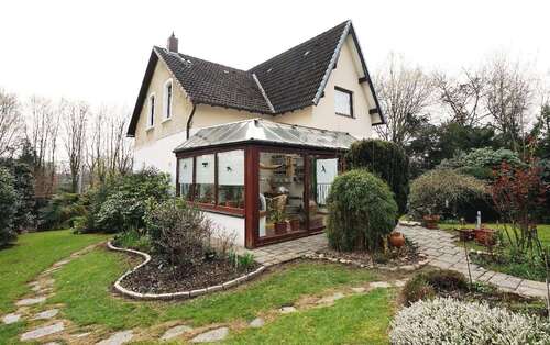 Foto - Haus zum Kaufen in Leverkusen 529.000,00 € 133 m²