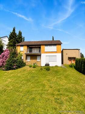 Foto - Haus zum Kaufen in Fulda Aschenberg 310.000,00 € 217 m²