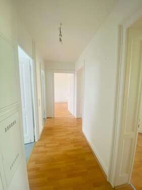 Foto - Wohnung zum Mieten in Wiesbaden 900,00 € 76 m²