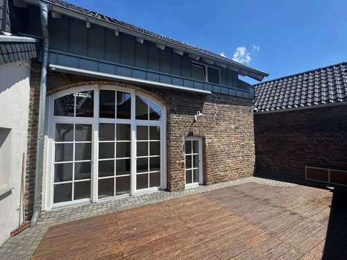 Foto - Haus zum Kaufen in Niederkassel 539.000,00 € 112 m²
