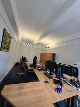 Foto - Büro in Köln 2.200,00 € 42 m² - 2.200,00&nbsp;EUR Kaltmiete, ca.&nbsp; 42,00&nbsp;m&sup2;
