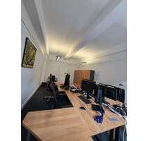 Büro in Köln 2.200,00 € 42 m² - 2.200,00&nbsp;EUR Kaltmiete, ca.&nbsp; 42,00&nbsp;m&sup2; in Köln (PLZ: 50670)