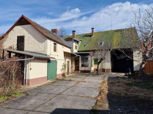 Foto - Haus zum Kaufen in Dessau-Roßlau 230.000,00 € 186.57 m²