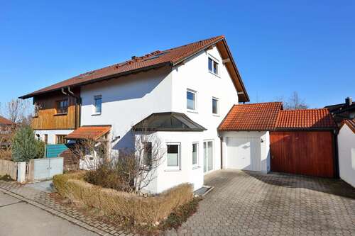 Foto - Haus zum Kaufen in Ottenhofen 1.150.000,00 € 186.12 m²