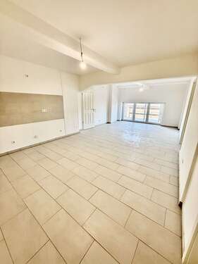 Foto - Wohnung zum Mieten in Magdeburg 350,00 € 69 m²