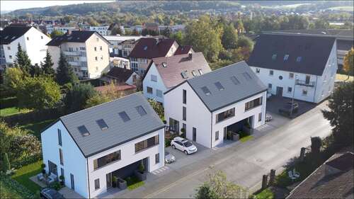 Foto - Haus zum Kaufen in Goldbach 399.000,00 € 158.39 m²