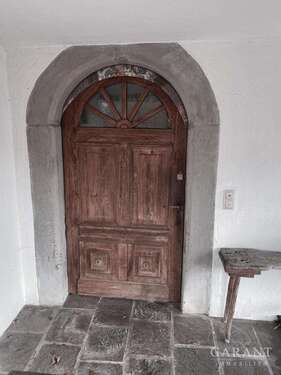 Foto - Haus zum Kaufen in Saaldorf-Surheim 1.295.000,00 € 490 m²