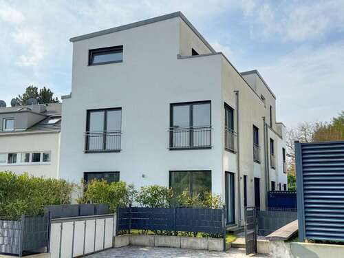 Foto - Haus zum Kaufen in Kronberg im Taunus 1.020.000,00 € 187 m²