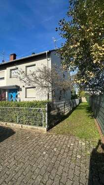 Foto - Haus zum Kaufen in Karlsruhe 495.000,00 € 170 m²