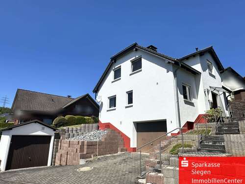 Foto - Haus zum Kaufen in Netphen 353.000,00 € 123.28 m²
