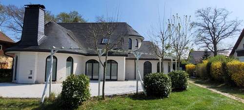 Foto - Haus zum Kaufen in Schwerin 699.900,00 € 250 m²