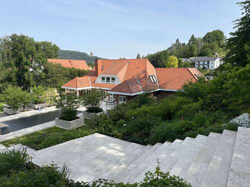 Foto - Haus zum Kaufen in Porta-Westfalica 2.500.000,00 € 300 m²