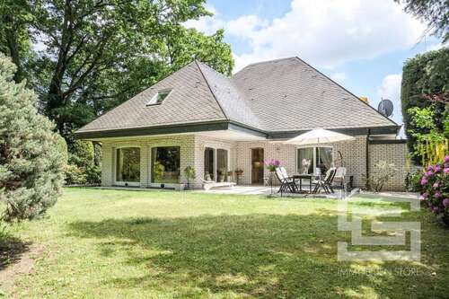 Foto - Haus zum Kaufen in Monheim am Rhein 1.490.000,00 € 181 m²