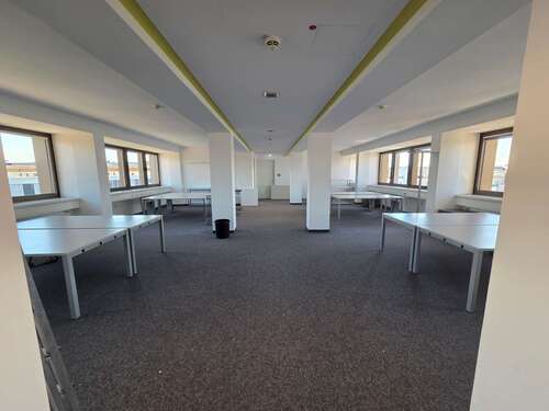 Foto - Büro in Frankfurt am Main 2.950,00 € 250 m²