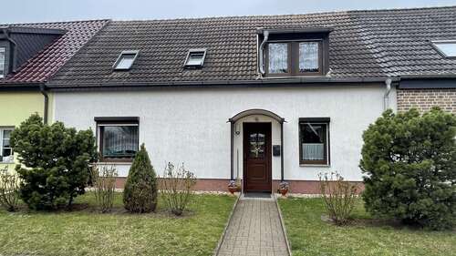 Foto - Haus zum Kaufen in Könnern 67.000,00 € 100 m²