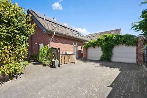 Foto - Haus zum Kaufen in Mönchengladbach Rheindahlen 490.000,00 € 145.25 m²