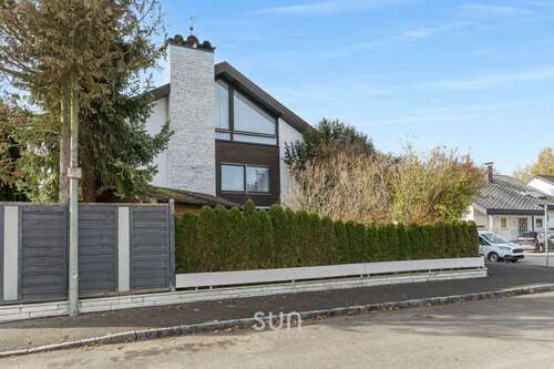 Foto - Haus zum Kaufen in Ulm 697.000,00 € 250 m²