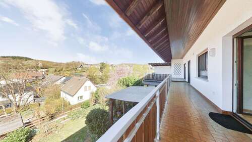 Foto - Haus zum Kaufen in Lollar 640.000,00 € 335.63 m²