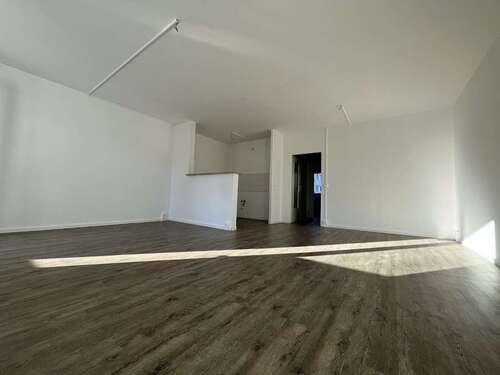 Foto - Wohnung zum Mieten in Chemnitz 350,00 € 69.25 m²
