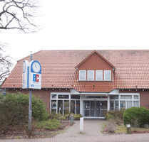 Haus zum Kaufen in Uetze 420.000,00 € 173 m²