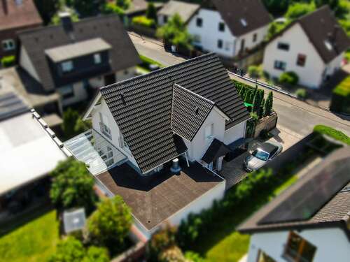 Foto - Haus zum Kaufen in Düsseldorf 1.390.000,00 € 158 m²