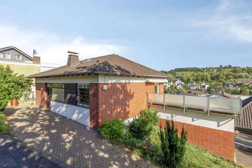 Foto - Haus zum Kaufen in Wachtberg Niederbachem 490.000,00 € 206 m²