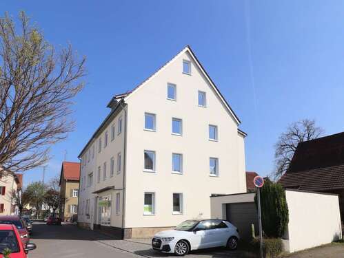 Foto - Haus zum Kaufen in Metzingen 645.000,00 € 259 m²