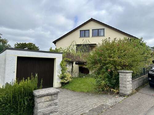 Foto - Haus zum Kaufen in Remshalden 480.000,00 € 137 m²