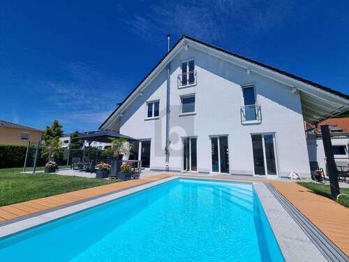 Foto - Haus zum Kaufen in Grenzach-Wyhlen 1.200.000,00 € 195 m²