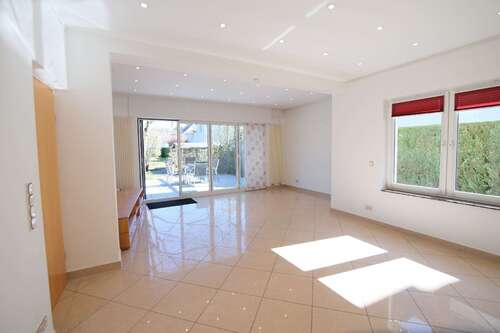 Foto - Haus zum Kaufen in Troisdorf 799.000,00 € 170 m²