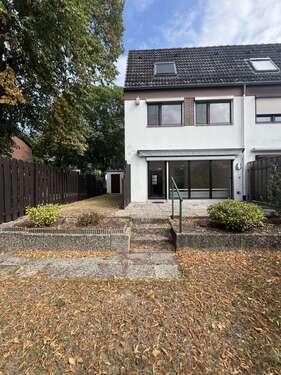 Foto - Haus zum Mieten in Burgwedel 1.250,00 € 124 m²