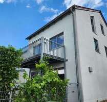 Haus zum Mieten in Lappersdorf 1.300,00 € 145 m²