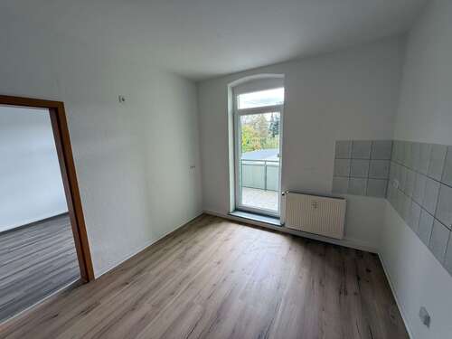 Foto - Wohnung zum Mieten in Limbach-Oberfrohna 385,00 € 64.17 m²