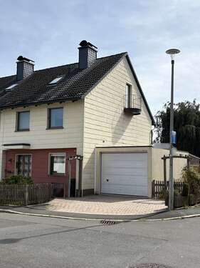 Foto - Haus zum Kaufen in Naila 133.000,00 € 134 m²