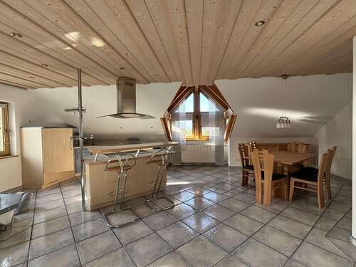 Foto - Wohnung zum Mieten in Sulzdorf 770,00 € 120 m²